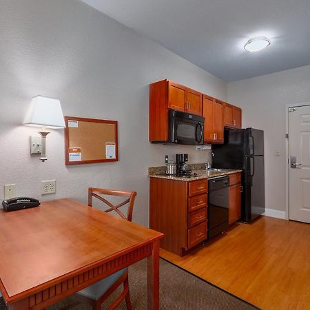 Candlewood Suites Decatur Medical Center By Ihg Bagian luar foto