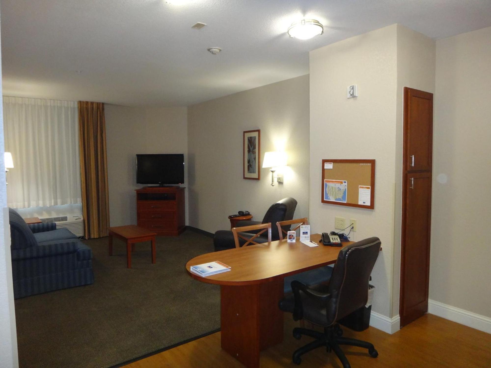 Candlewood Suites Decatur Medical Center By Ihg Bagian luar foto